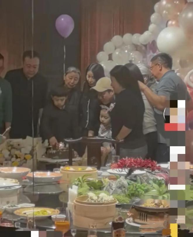 一顿饭三千多超难约内景曝光低调奢华麻将胡了网址郭晶晶凤临阁为长女庆生(图10)