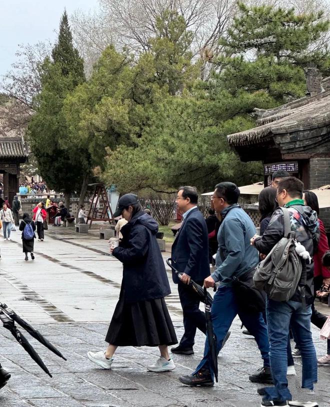 一顿饭三千多超难约内景曝光低调奢华麻将胡