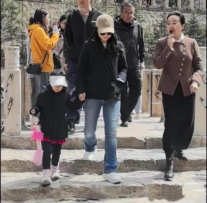 一顿饭三千多超难约内景曝光低调奢华麻将胡了网址郭晶晶凤临阁为长女庆生(图11)